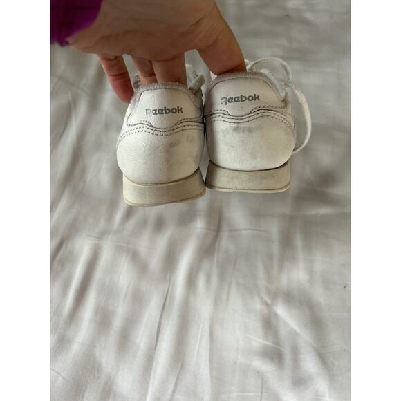 Reebok Classic White Sneakers size 10 - Picture 5 of 7
